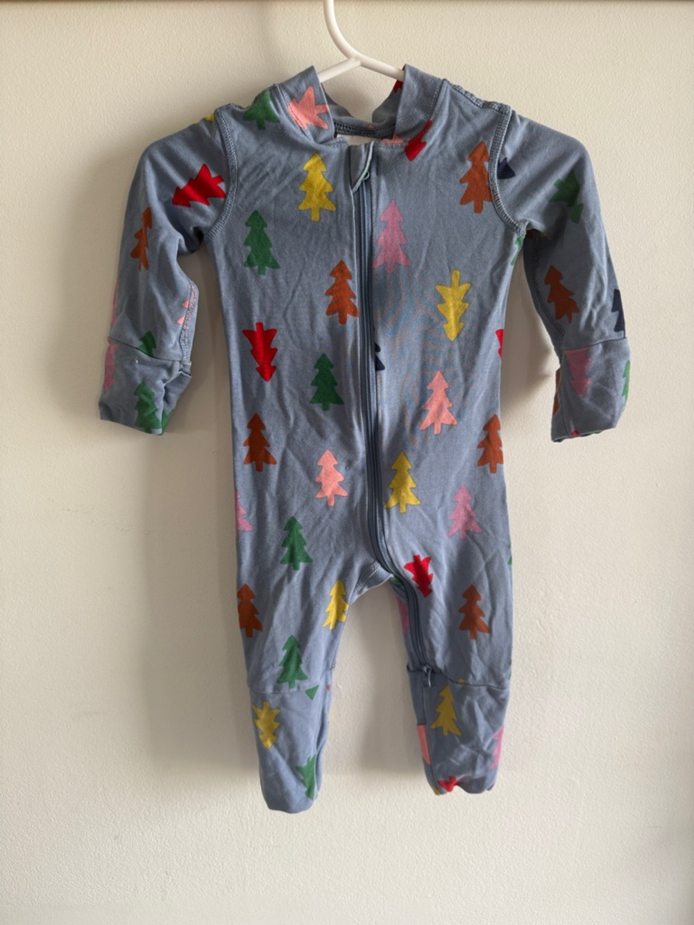 Hanna Andersson 0-3m Blue Footie with Multicolor Tree Print